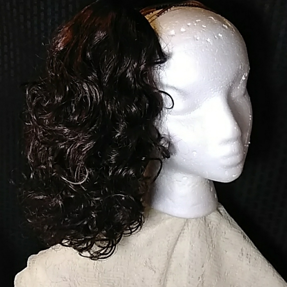 Clip in ponytail